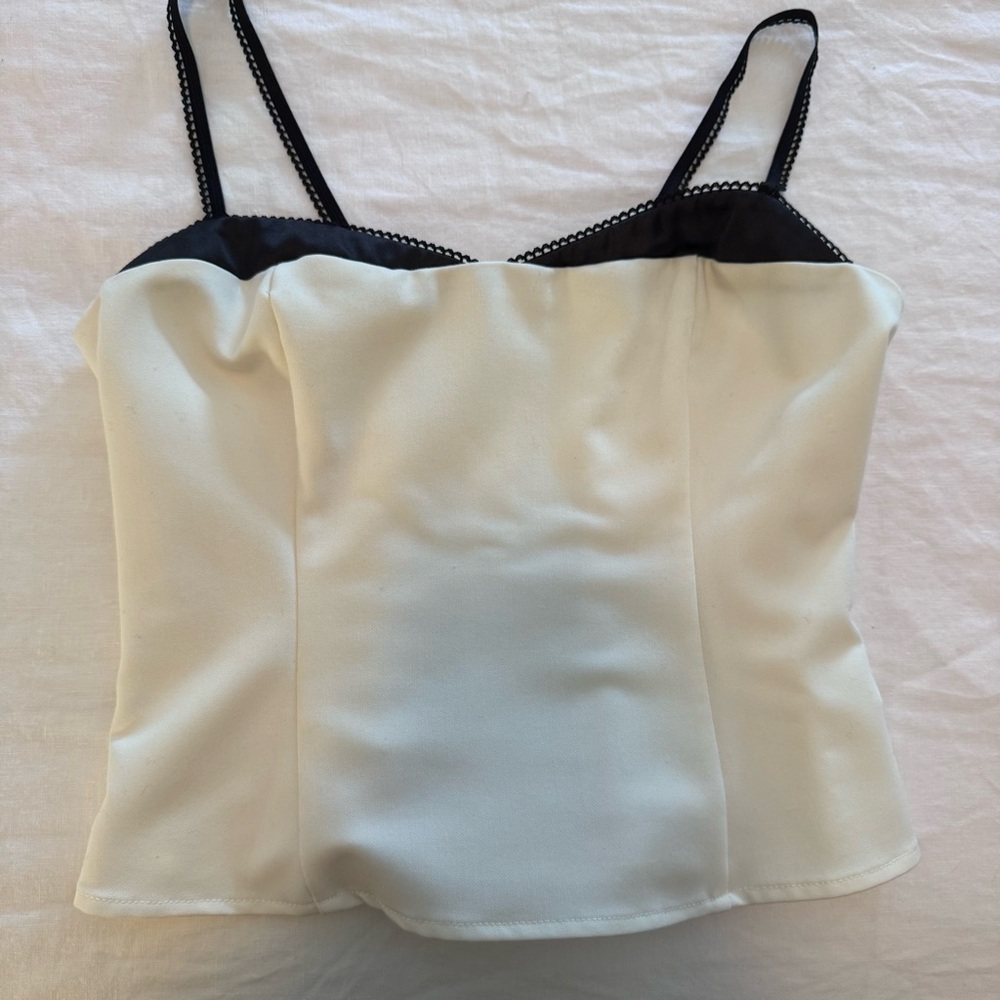 Reformation Melanie Top in Ivory - Picture 5 of 7
